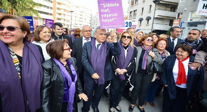 Kadına şiddete İzmir tepkisi