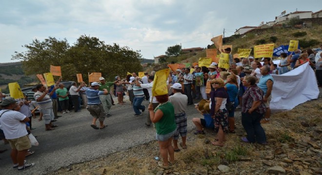 Karaburun Balık Çiftliklerine karşı direniyor