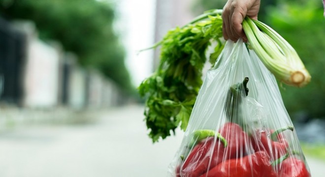 Manav, şarküteri ve ekmek reyonunda poşetler ücretsiz