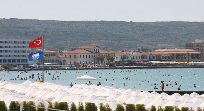 Mavi Bayraklı Plajları ile Çeşme sizi bekliyor!