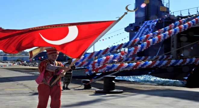 Mehterli törenle başlayan Atina seferlerine sezon ortasında ara verildi