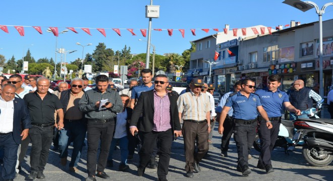 Menemenli Muhtar ve Gazilerin Çeşme çıkarması!