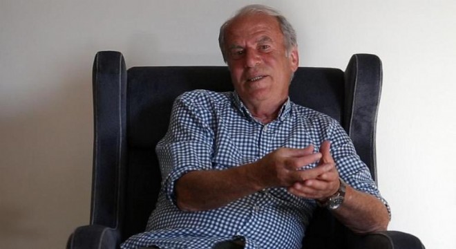 Mustafa Denizli İran daki Traktör takımıyla yollarını ayırdı