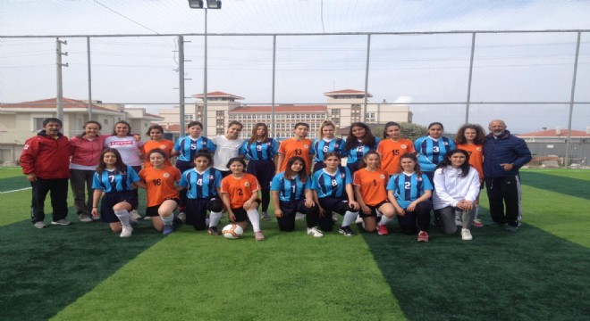 Okullararası Kız Futbol Turnuvası başladı