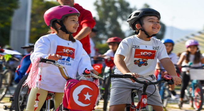 Pedallar Cumhuriyet için çevrildi