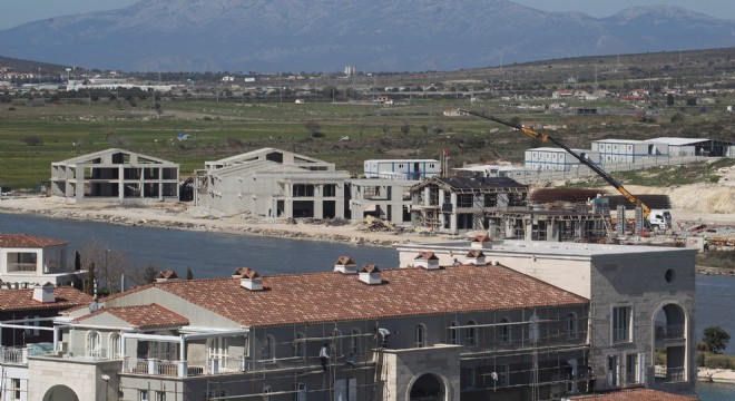 Şehir Plancıları, Alaçatı Port’un peşini bırakmıyor!