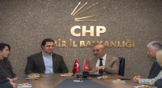 Soyer’den yeni yılın ilk ziyareti CHP İl Başkanlığı’na