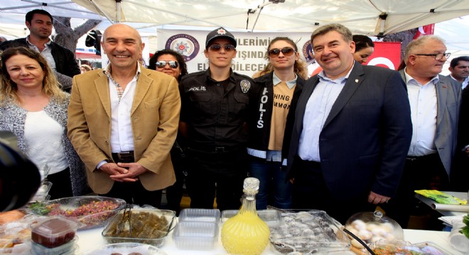 Soyer ve Oran’dan Polis Eşleri Derneği Standına ziyaret