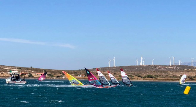 TYF Rüzgar Sörfü/Slalom Türkiye Ligi  2.Ayağı Alaçatı'da tamamlandı