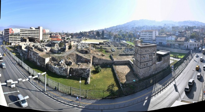 Tarihe saygıyla...