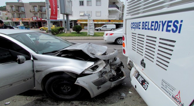 Trafik kazasında 3 kişi yaralandı