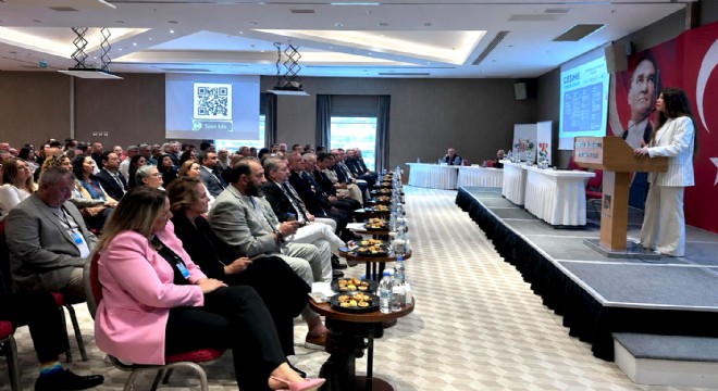Turizmin geleceği Çeşme de masaya yatırıldı!