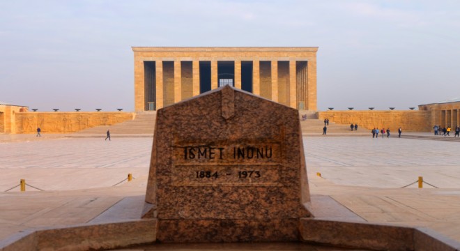 Usta gazeteciKarar’ın objektifinden Anıtkabir sergisi