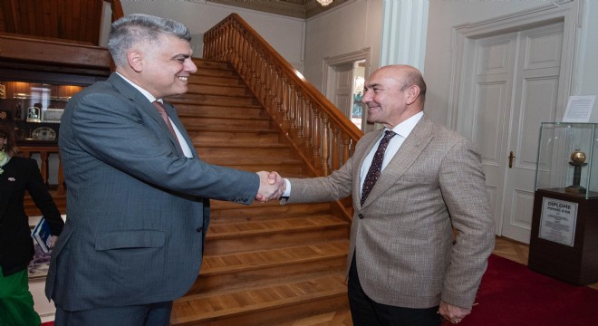 Yeni Başkonsolos Kostas, Soyer i ziyaret etti.