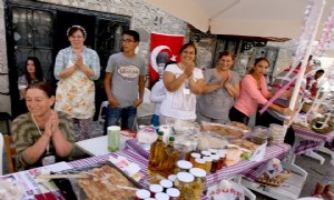 Çeşme Germiyan'da lezzet dolu şenlik!
