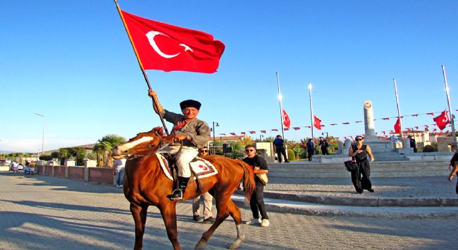 Çeşme de Kurtuluş Günü heyecanı!