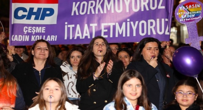 Çeşme'de meydan kadınların!